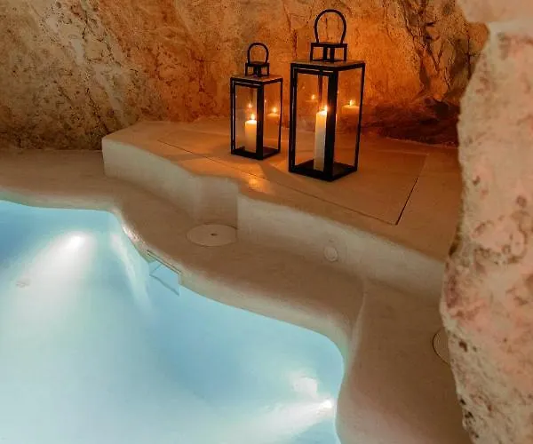 Alesia Luxury Cave 4* Ostuni
