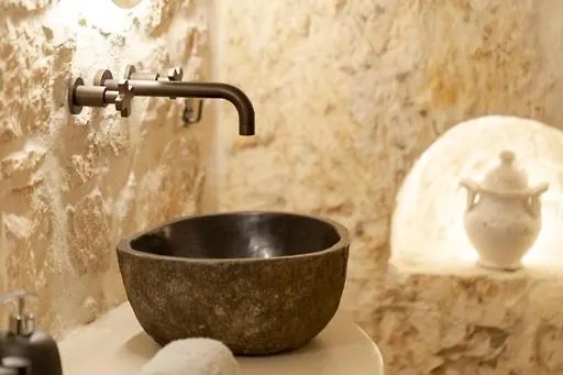 Alesia Luxury Cave 4* Ostuni