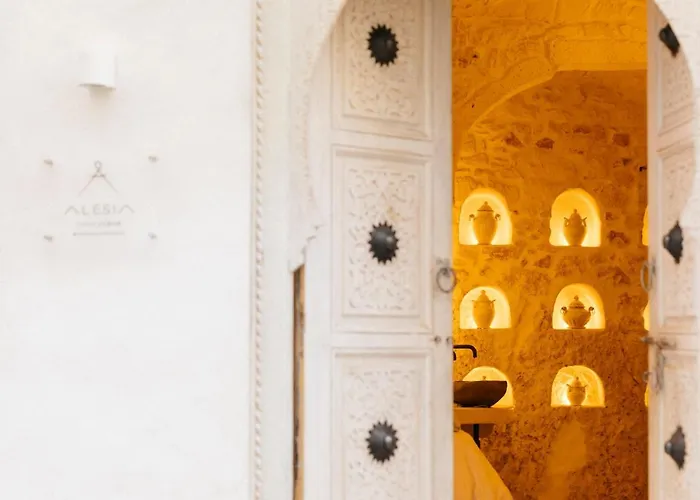 Alesia Luxury Cave Bed & Breakfast 4*