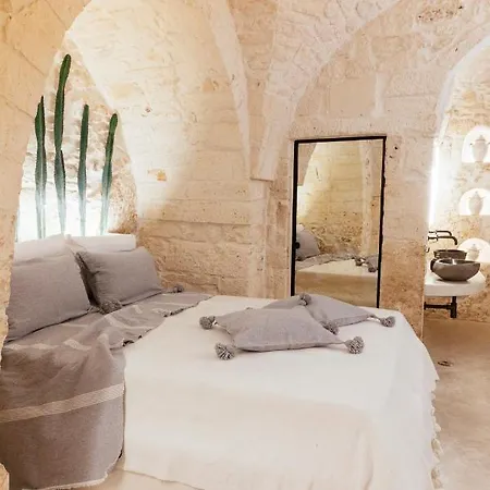 Alesia Luxury Cave 4*