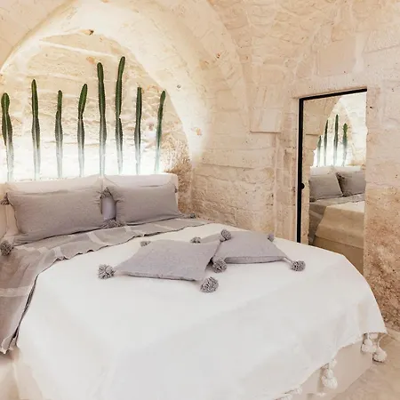 Bed and breakfast Alesia Luxury Cave 4*