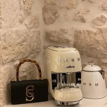 Alesia Luxury Cave Bed & Breakfast