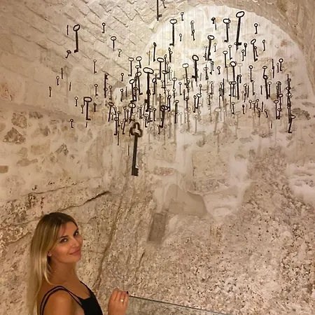 Alesia Luxury Cave Bed & Breakfast