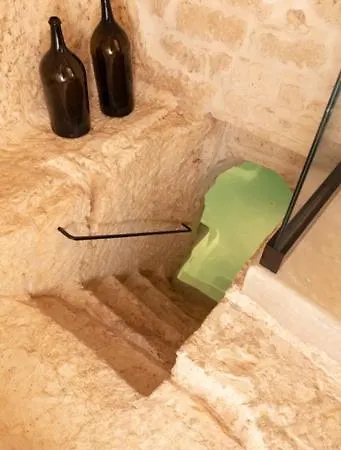 Alesia Luxury Cave Bed & Breakfast