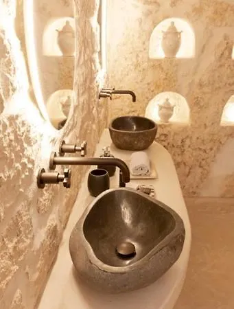 Alesia Luxury Cave Bed and breakfast Ostuni