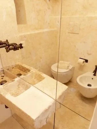 Bed & Breakfast Alesia Luxury Cave Ostuni